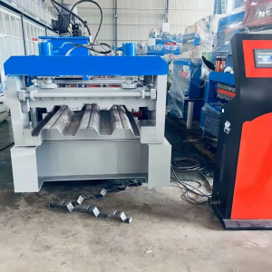 Máy cán định hình sàn